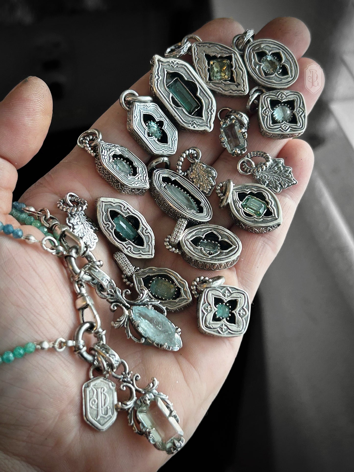 Avélys, Mini Shadowbox No9 aquamarine sterling silver pendant