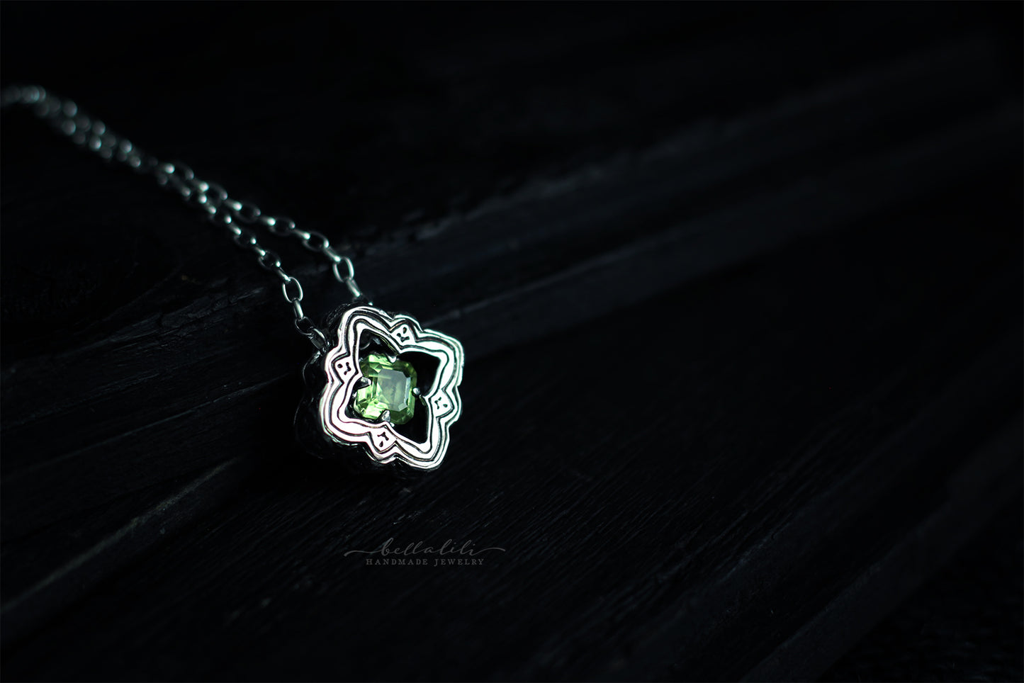 Mini Elixirleaf, Shadowbox No9 Peridot & Sterling Pendant