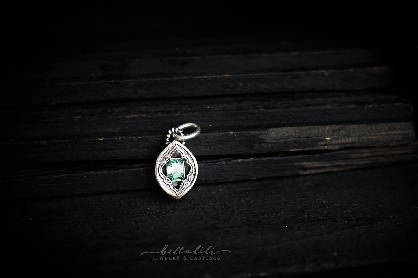 Avélys, Mini Shadowbox No4, Moissanite sterling silver pendant