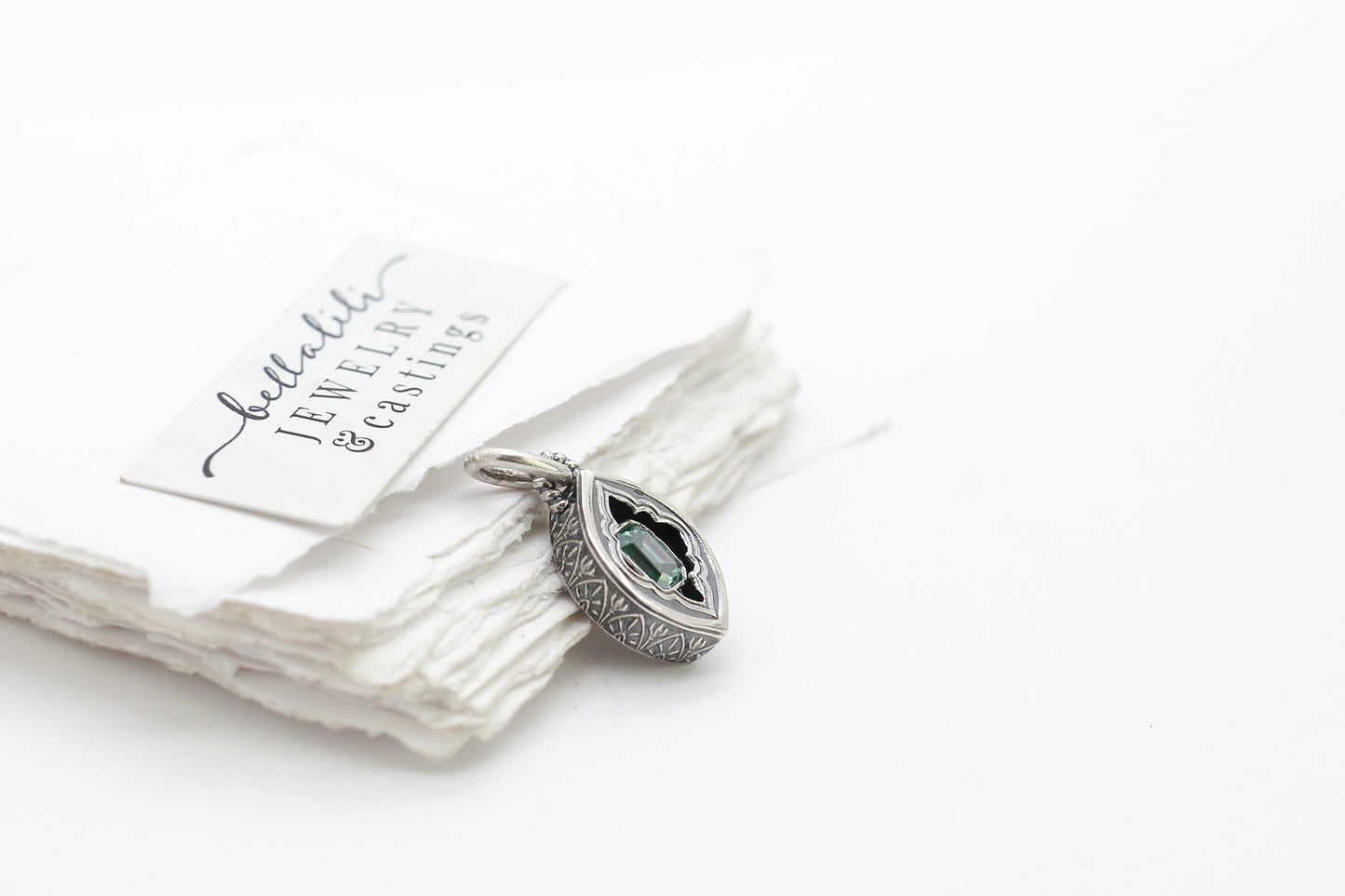 Avélys, Mini Shadowbox No4, Moissanite sterling silver pendant