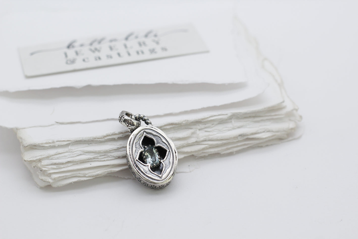 Avélys, Mini Shadowbox No9 aquamarine sterling silver pendant