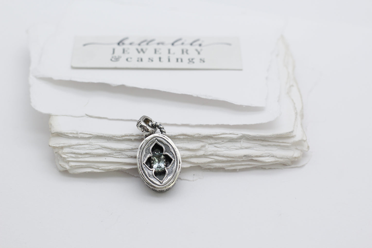 Avélys, Shadowbox No6 neon blue green tourmaline sterling silver pendant