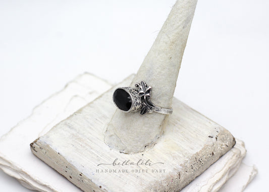 Blodeuwedd, Epidote Sterling Silver Leaf Ring