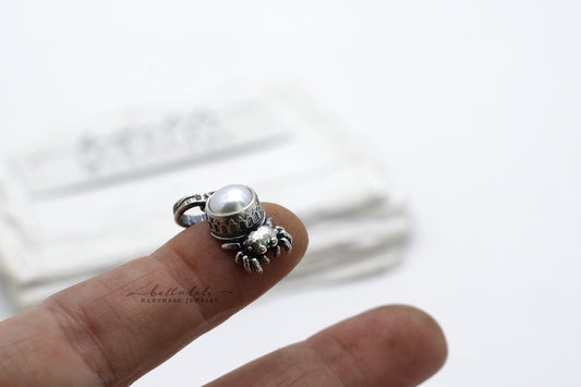 Pearl Spiderling – Sterling Silver Pendant