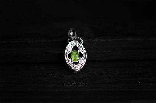 Elixirleaf, Shadowbox No4, Peridot & Sterling Pendant