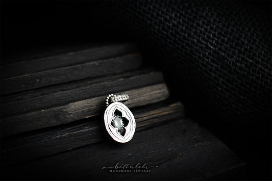 Avélys, Mini Shadowbox No9 aquamarine sterling silver pendant