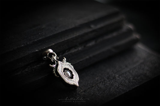 Ivoryelle, Shadowbox No6 freshwater pearl sterling silver pendant