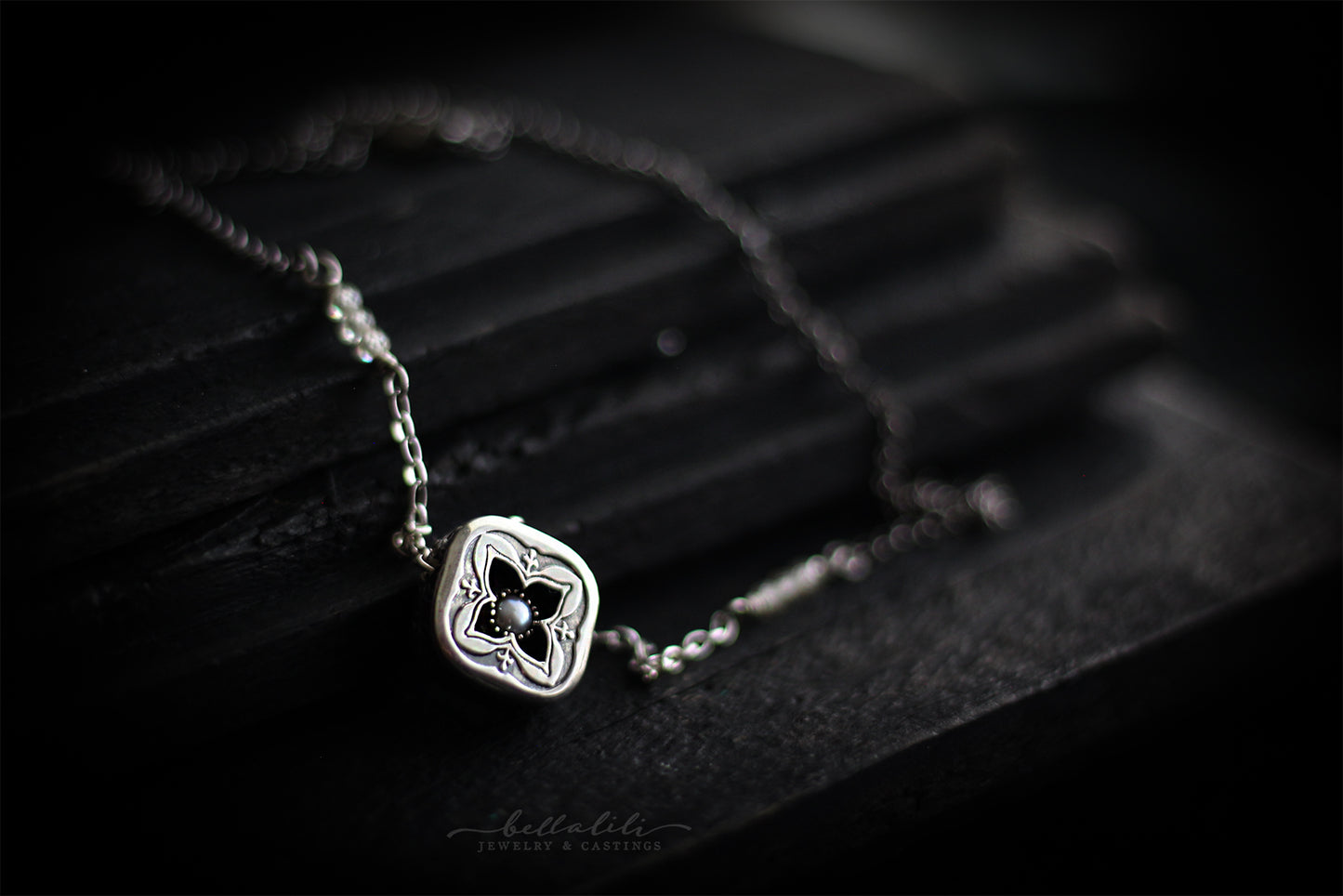 Ivoríe, Shadowbox No10 freshwater pearl sterling silver necklace