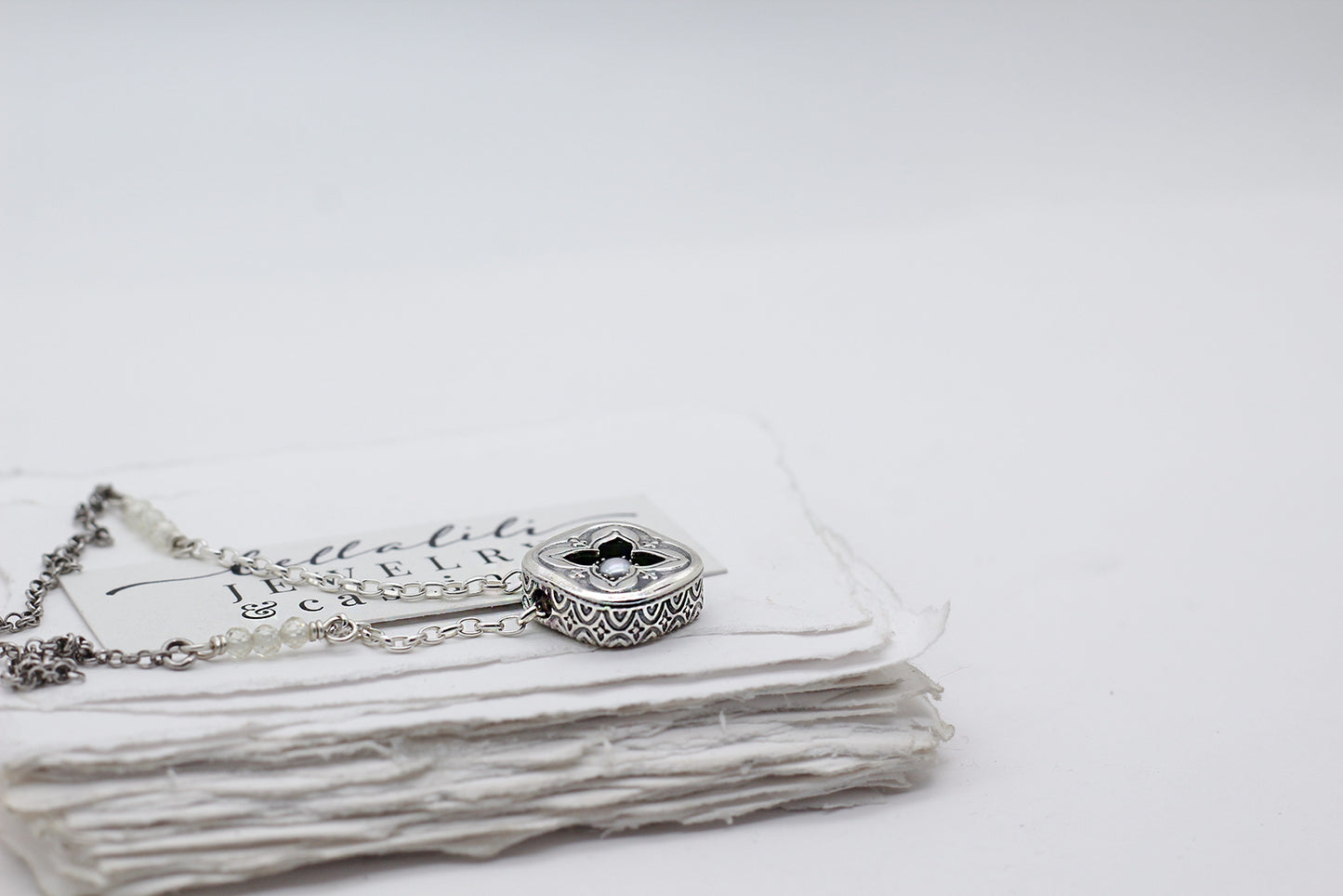 Ivoríe, Shadowbox No10 freshwater pearl sterling silver necklace