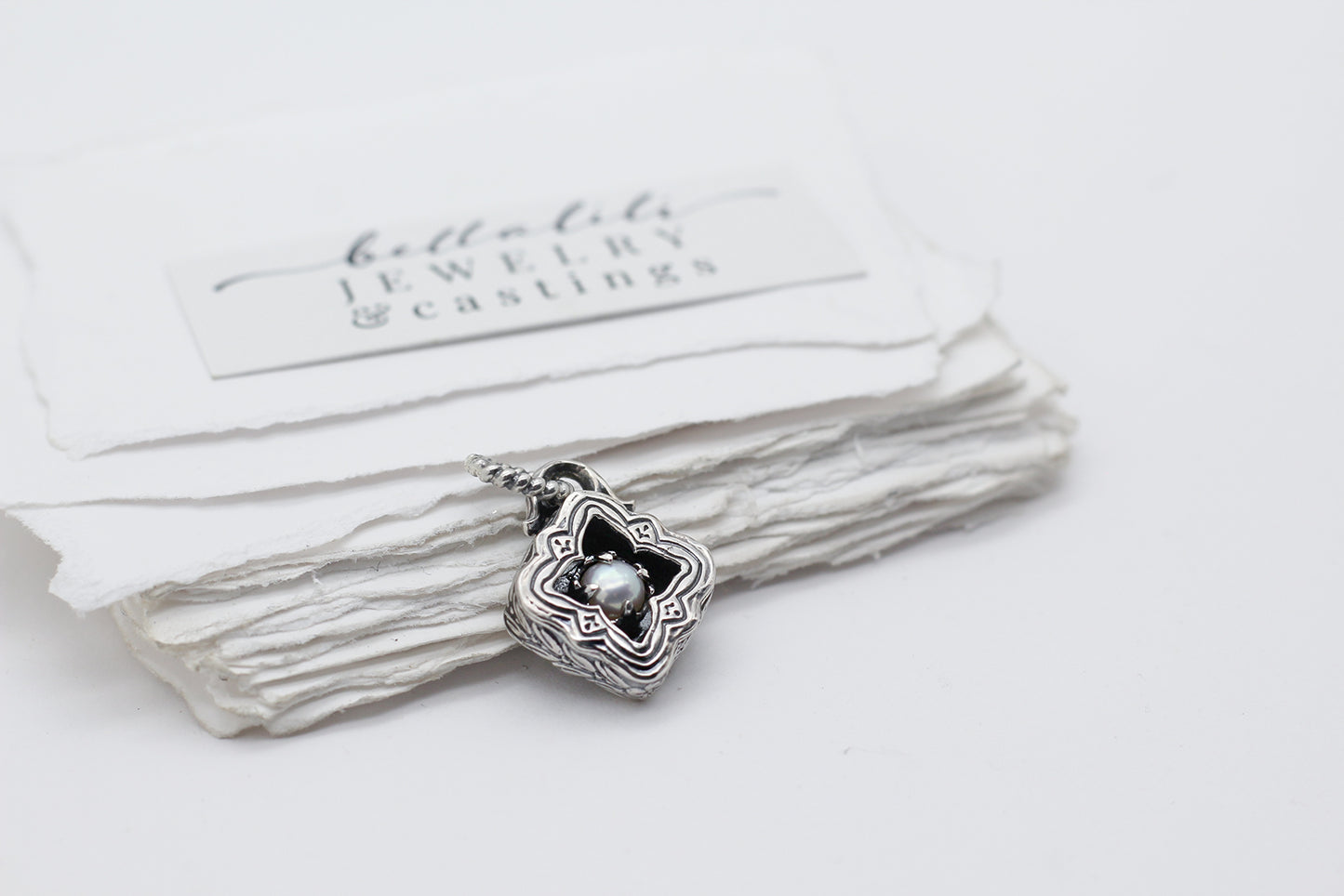 Ivoríe, Shadowbox No12 freshwater pearl sterling silver pendant