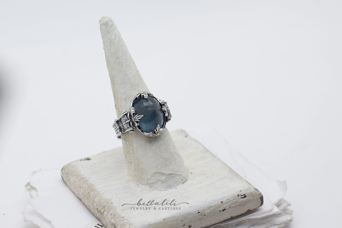 Eerie, Haus of Wynter moss aquamarine sterling silver ring