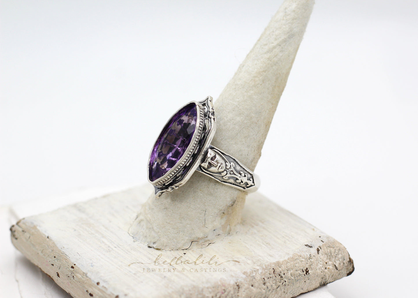 sz 8 The Amethyst Exalted Ring I, Sterling Silver Ring