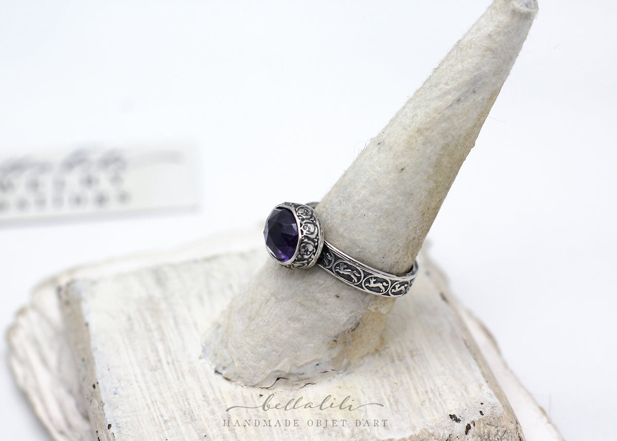Brunhilda, Amethyst Fox Ring, Size 8, Sterling silver