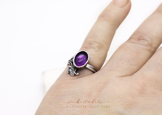 Blodeuwedd, Amethyst Leaf Ring, Sterling Silver