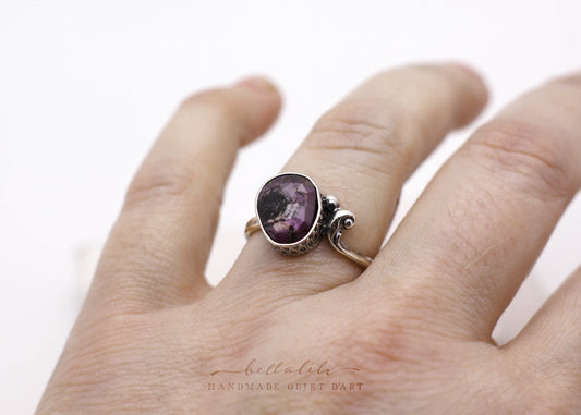 Gisèle No2  Purple Sapphire, Sterling Silver Art Nouveau Ring