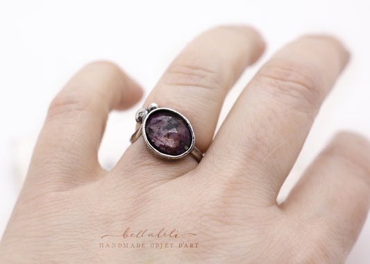 Gisèle No3  Purple Sapphire, Sterling Silver Art Nouveau Ring